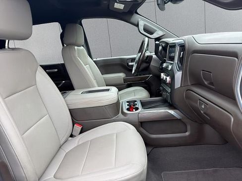 Used 2021 GMC Sierra 1500 SLT w/ SLT Premium Plus Package AWD/4WD image 17