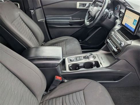 Used 2020 Ford Explorer XLT w/ Comfort Package image 28