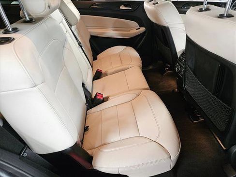 Used 2017 Mercedes-Benz GLS 550 4MATIC image 20