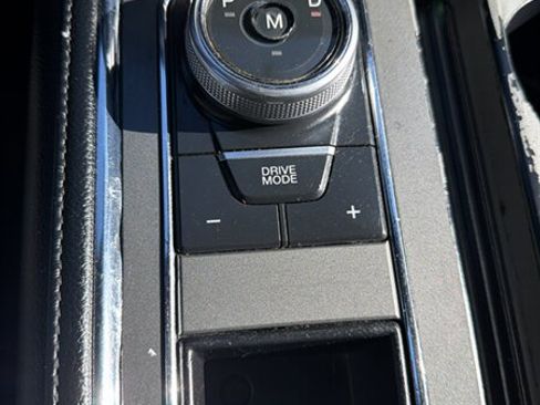 Used 2018 Ford Expedition XLT w/ Equipment Group 202A RWD image 26