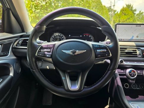 Used 2022 Genesis G70 2.0T w/ Prestige Package RWD image 22