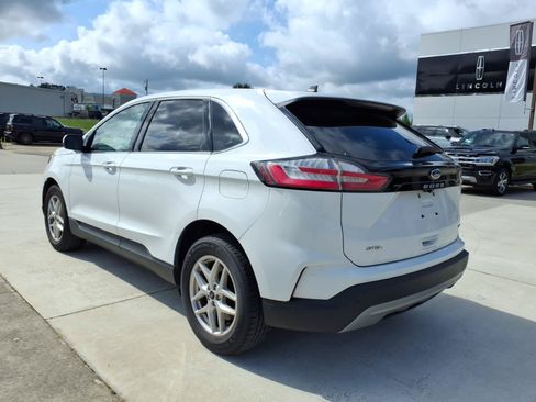 Used 2024 Ford Edge SEL AWD/4WD image 3