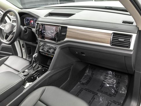 Used 2021 Volkswagen Atlas SEL image 32