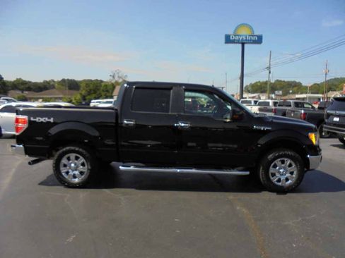 Used 2011 Ford F150 XLT w/ XLT Chrome Pkg AWD/4WD image 2