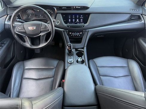 Used 2022 Cadillac XT5 Premium Luxury image 10