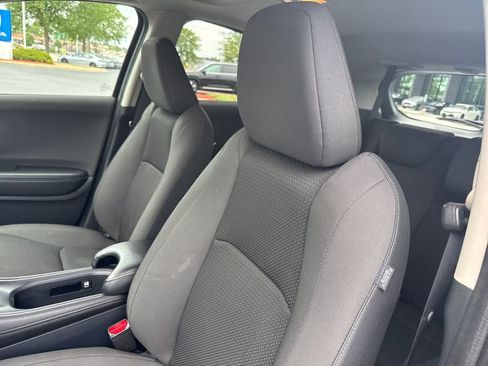 Used 2021 Honda HR-V EX image 12