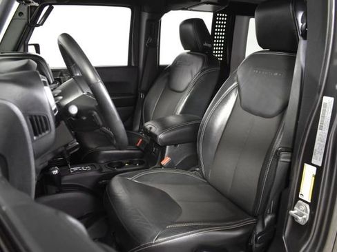 Used 2018 Jeep Wrangler Unlimited Sport AWD/4WD image 9