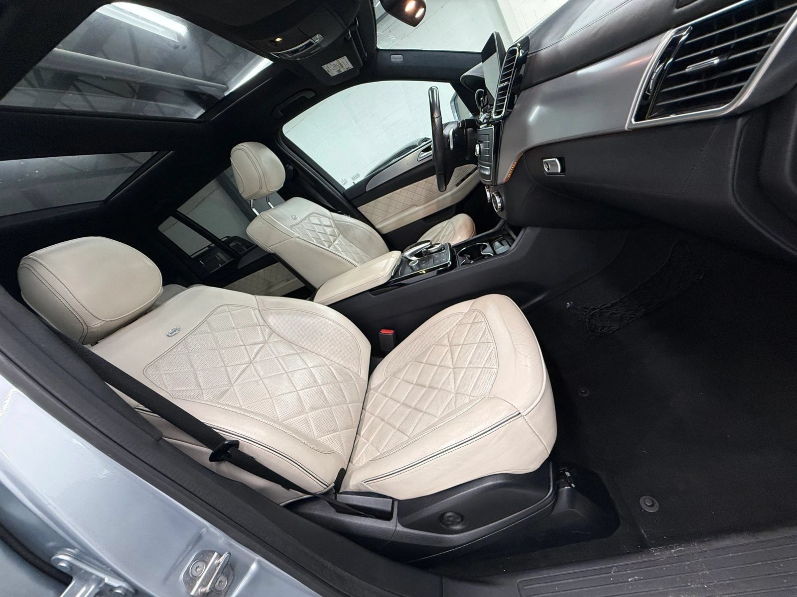Used 2018 Mercedes-Benz GLS 450 4MATIC image 27