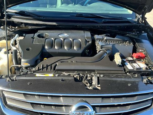 Used 2012 Nissan Altima 2.5 SL w/ 2.5SL Pkg image 10