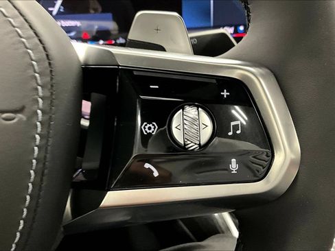 New 2025 BMW 760i xDrive AWD/4WD image 14