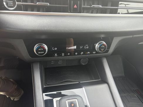 Used 2022 Mitsubishi Outlander ES AWD/4WD image 30