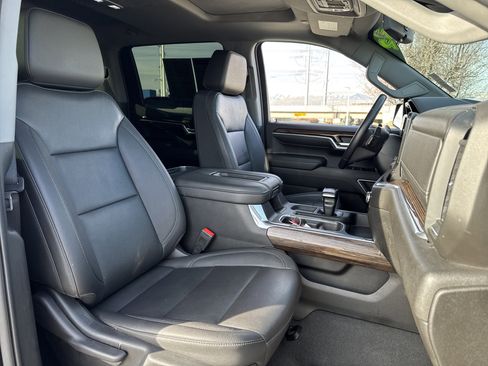 Used 2022 GMC Sierra 1500 Elevation w/ Elevation Premium Package image 20