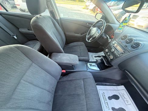 Used 2010 Nissan Altima 2.5 S w/ Convenience Plus Pkg image 12