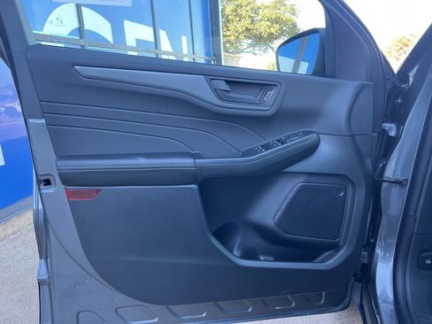 New 2026 Ford Escape Active image 12