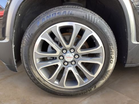 Used 2018 GMC Acadia SLT image 31