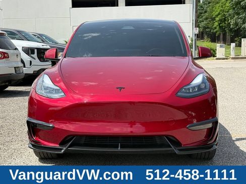 Used 2025 Tesla Model Y Long Range RWD image 3