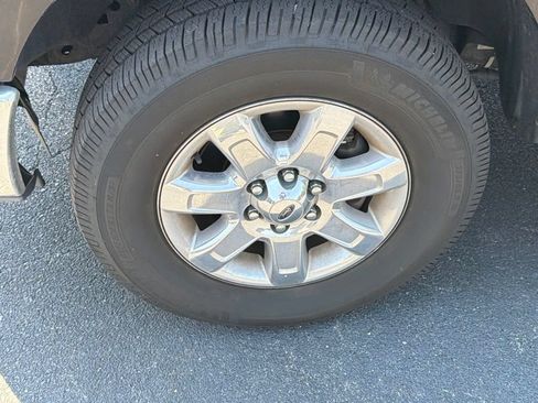 Used 2014 Ford F150 XLT w/ Equipment Group 302A Luxury AWD/4WD image 18