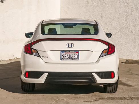 Used 2018 Honda Civic LX-P image 5