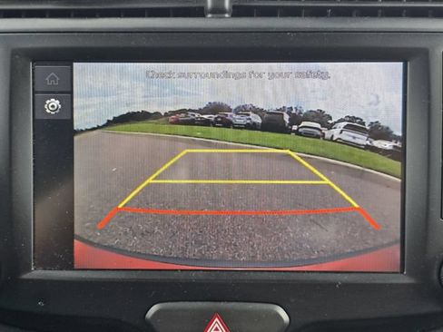 Certified 2023 Kia Soul LX w/ LX Technology Package FWD image 21