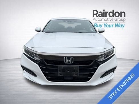 Used 2019 Honda Accord Sport image 2