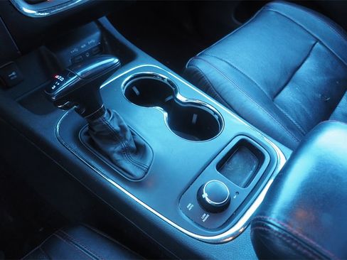 Used 2018 Dodge Durango R/T w/ Technology Group image 10