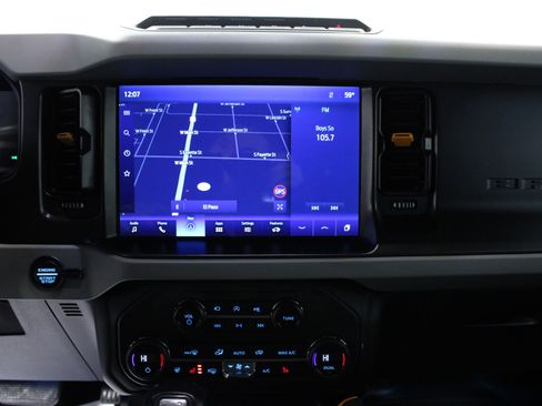 Used 2021 Ford Bronco Badlands image 21