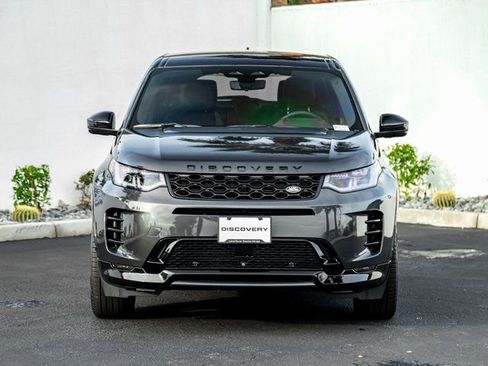Used 2024 Land Rover Discovery Sport Dynamic SE image 3
