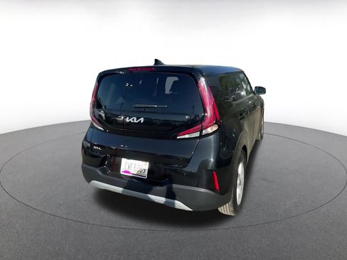Used 2025 Kia Soul LX w/ LX Technology Package image 14