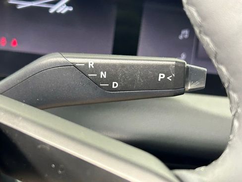 Used 2023 Lucid Air Touring image 32