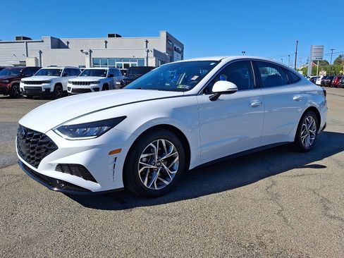 Used 2023 Hyundai Sonata SEL image 3