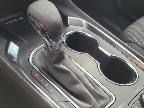 Used 2023 Chevrolet Traverse LT w/ LPO, Floor Liner Package image 29