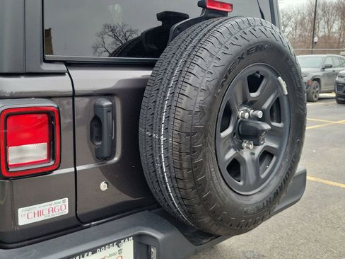 Used 2024 Jeep Wrangler Sport image 6