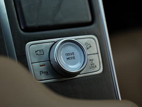 Used 2023 Genesis GV80 2.5T w/ Prestige Package AWD/4WD image 42