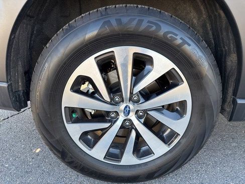 Certified 2025 Subaru Outback Premium w/ Popular Package #1A image 19