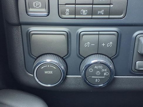 New 2026 Chevrolet Tahoe Premier image 12