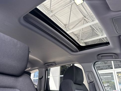 Used 2019 Honda CR-V EX image 21