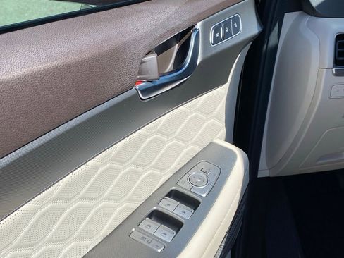 Used 2020 Hyundai Palisade Limited image 11