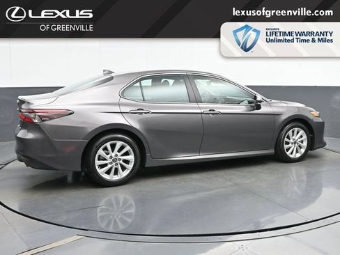 Used 2024 Toyota Camry LE w/ Convenience Package FWD image 8
