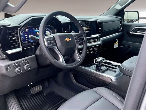 New 2026 Chevrolet Silverado 1500 LTZ w/ LTZ Premium Package image 7