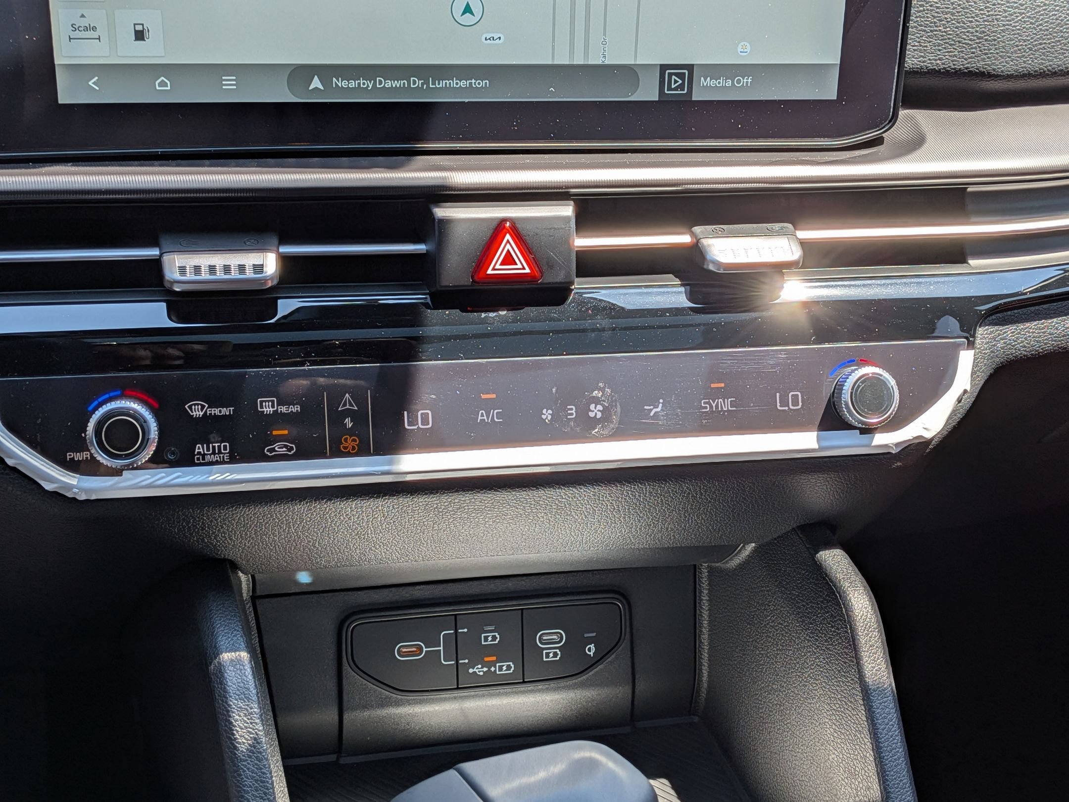 New 2026 Kia Sportage SX AWD/4WD image 25