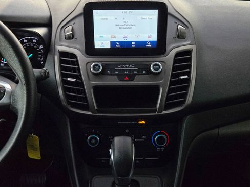 Used 2021 Ford Transit Connect XL image 28