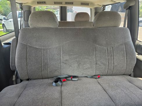 Used 2004 GMC Safari Passenger RWD image 21