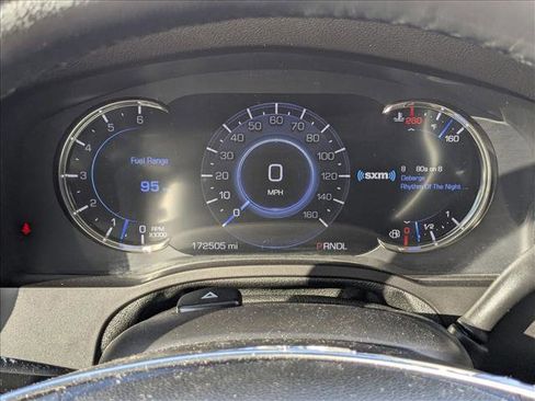 Used 2017 Cadillac Escalade Luxury image 11