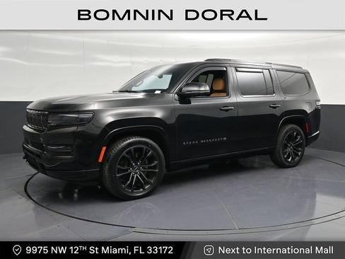 Used 2024 Jeep Grand Wagoneer Series III w/ Rear Seat Video Group 1 AWD/4WD image 1
