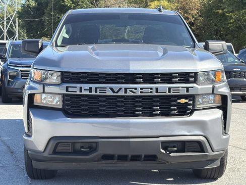 Used 2022 Chevrolet Silverado 1500 Custom RWD image 9