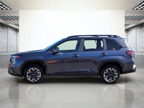 Used 2025 Subaru Forester Premium w/ Convenience Package #1 AWD/4WD image 10