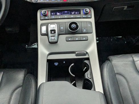 Used 2021 Hyundai Palisade SEL w/ Premium Package image 22