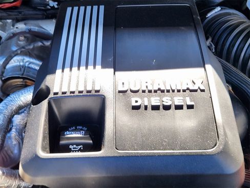 Used 2023 GMC Sierra 1500 Denali Ultimate image 17