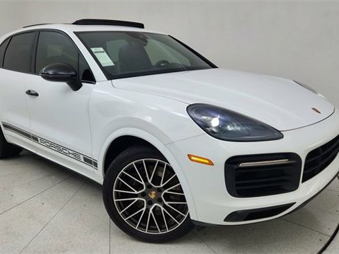 Used 2021 Porsche Cayenne Base image 87