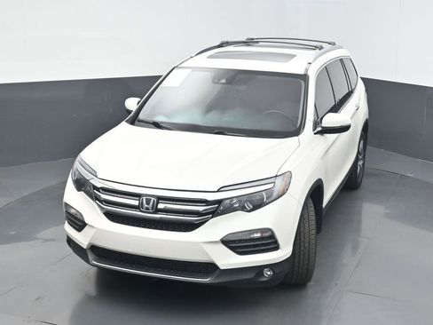 Used 2018 Honda Pilot Elite image 41